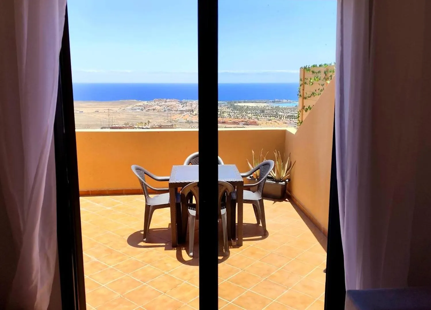 Balcon Del Atlantico Caleta De Fuste Villa Holiday home